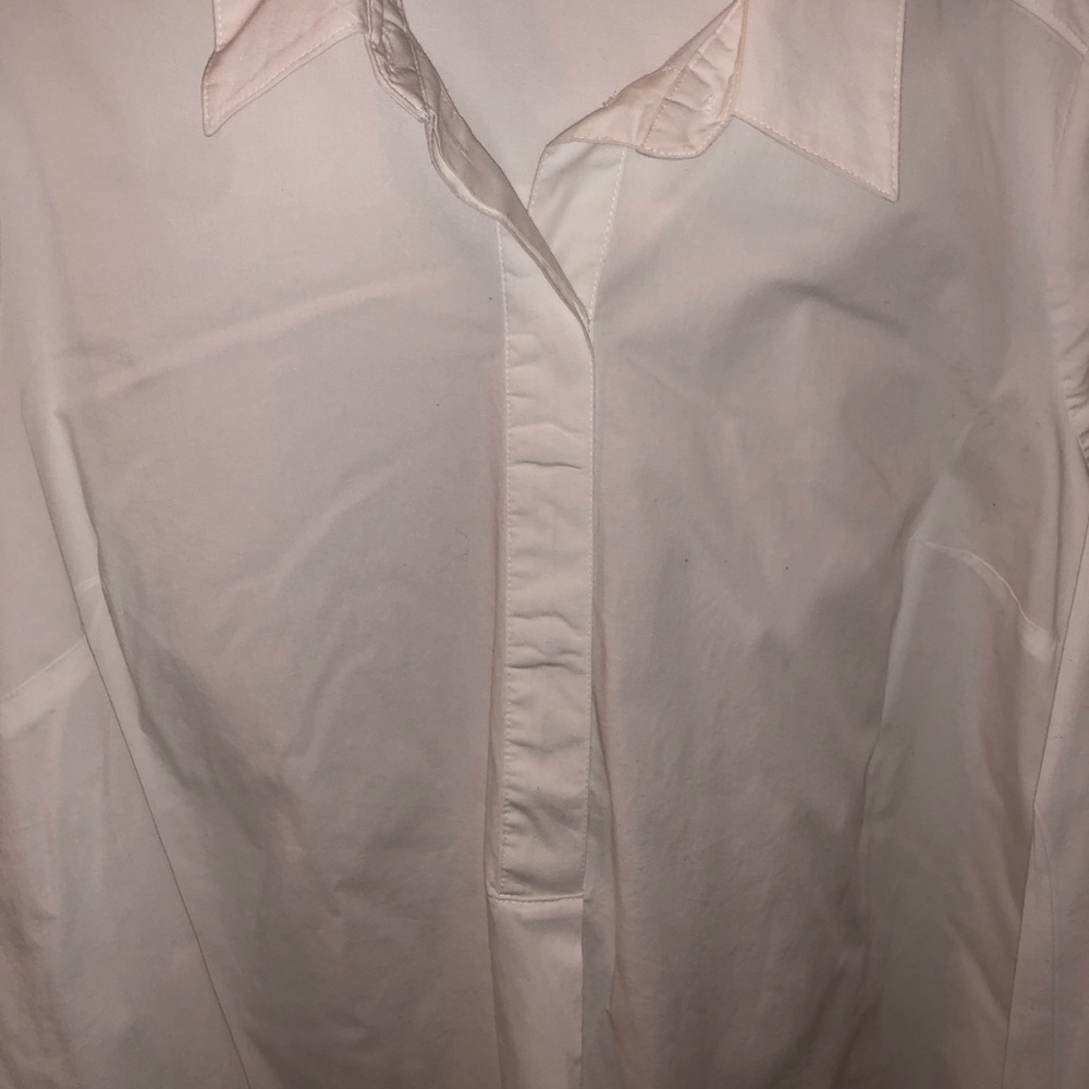 Button up - Picture 10 of 10